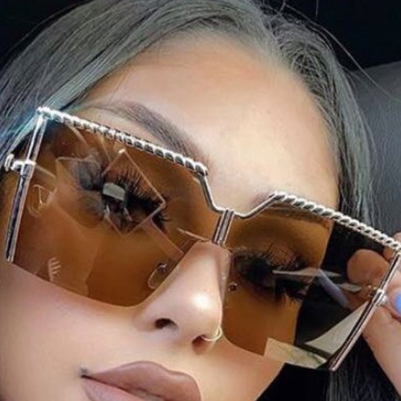 Accessories - Oversized  Metal  Square Women's Sunglasses  UV400
